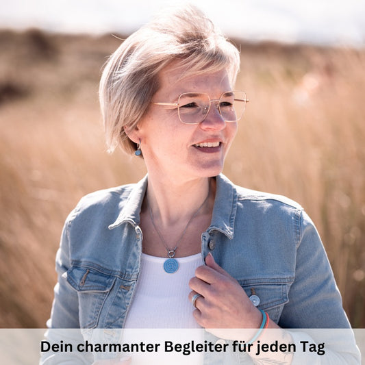 Kettenanhänger Bling Bling (blau) aus Edelstahl mit Steinen