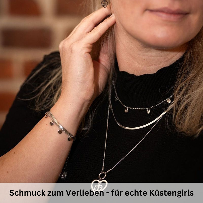 Küstengirls Schatzkiste - 8 exklusive Schmuckstücke + Reisebox