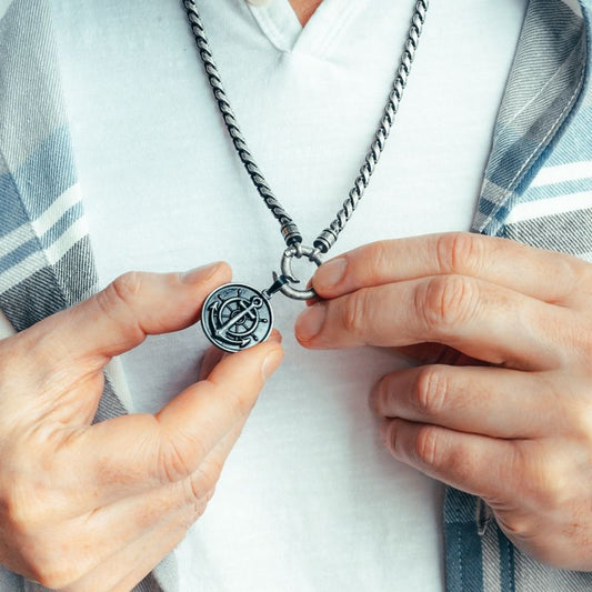 Kettenanhänger Seefahrer aus Edelstahl