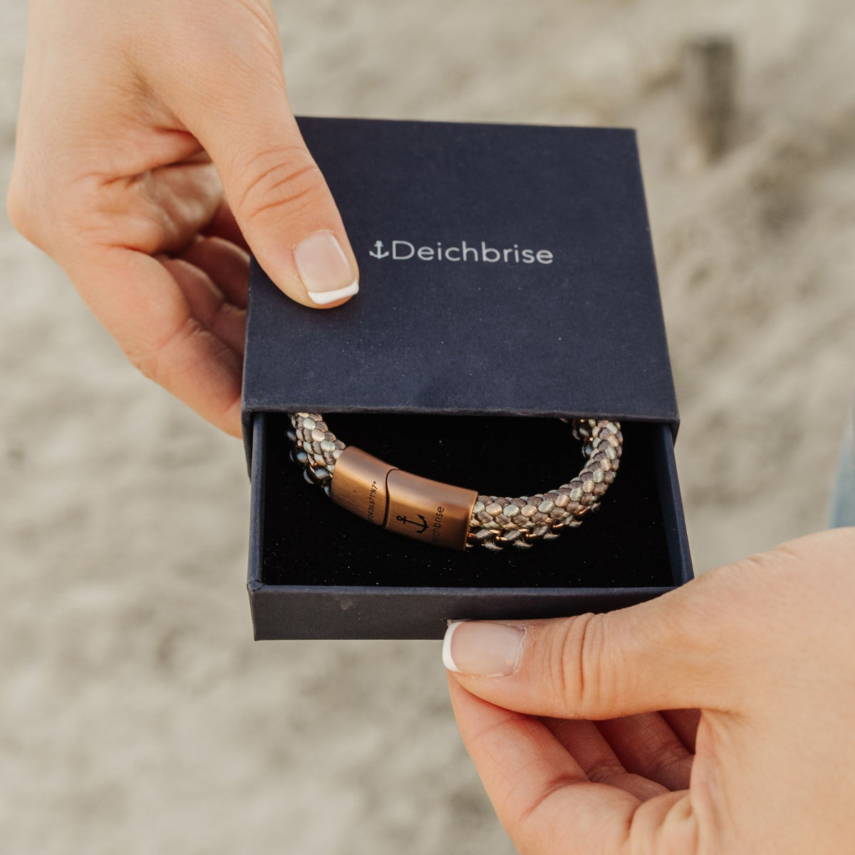 Armband Joleen am Sandstrand (Multistrang) Stahl-Tau & Segeltau
