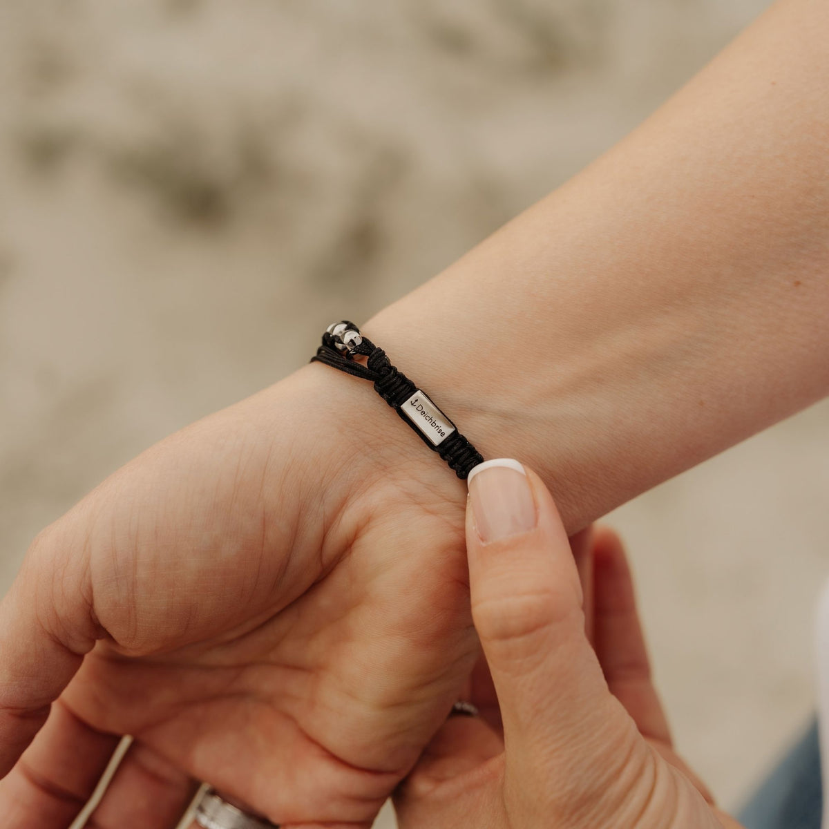 Armband Strandbegleiter aus Stahltau (Schwarz)