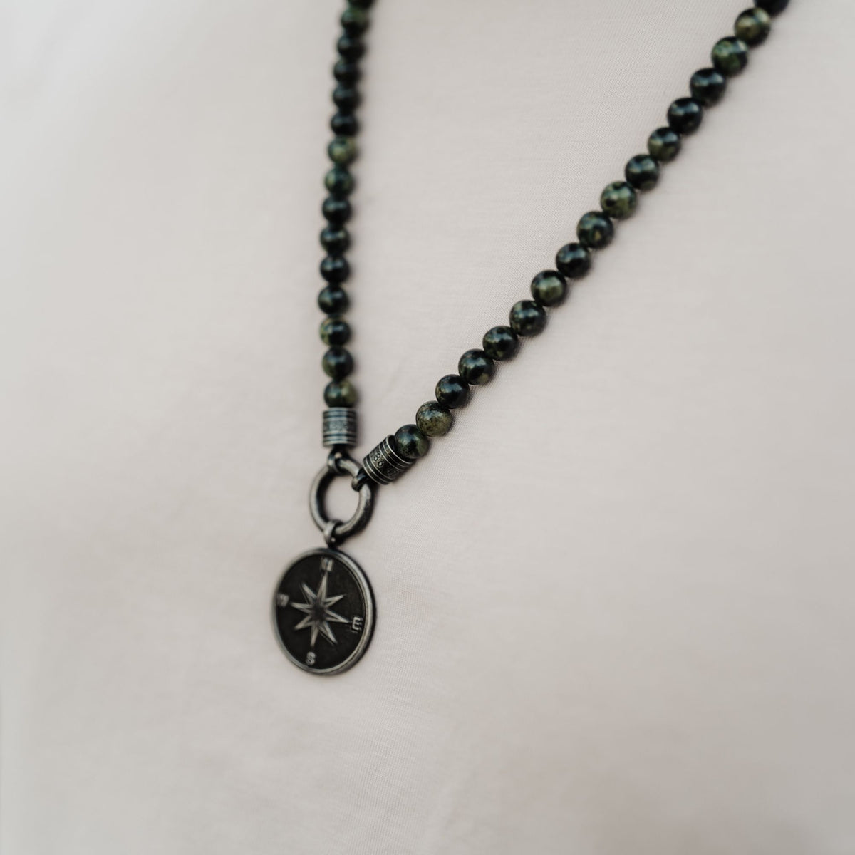 Kette Meerbrise 6mm aus Kambaba Jasper (Rund-Karabiner)