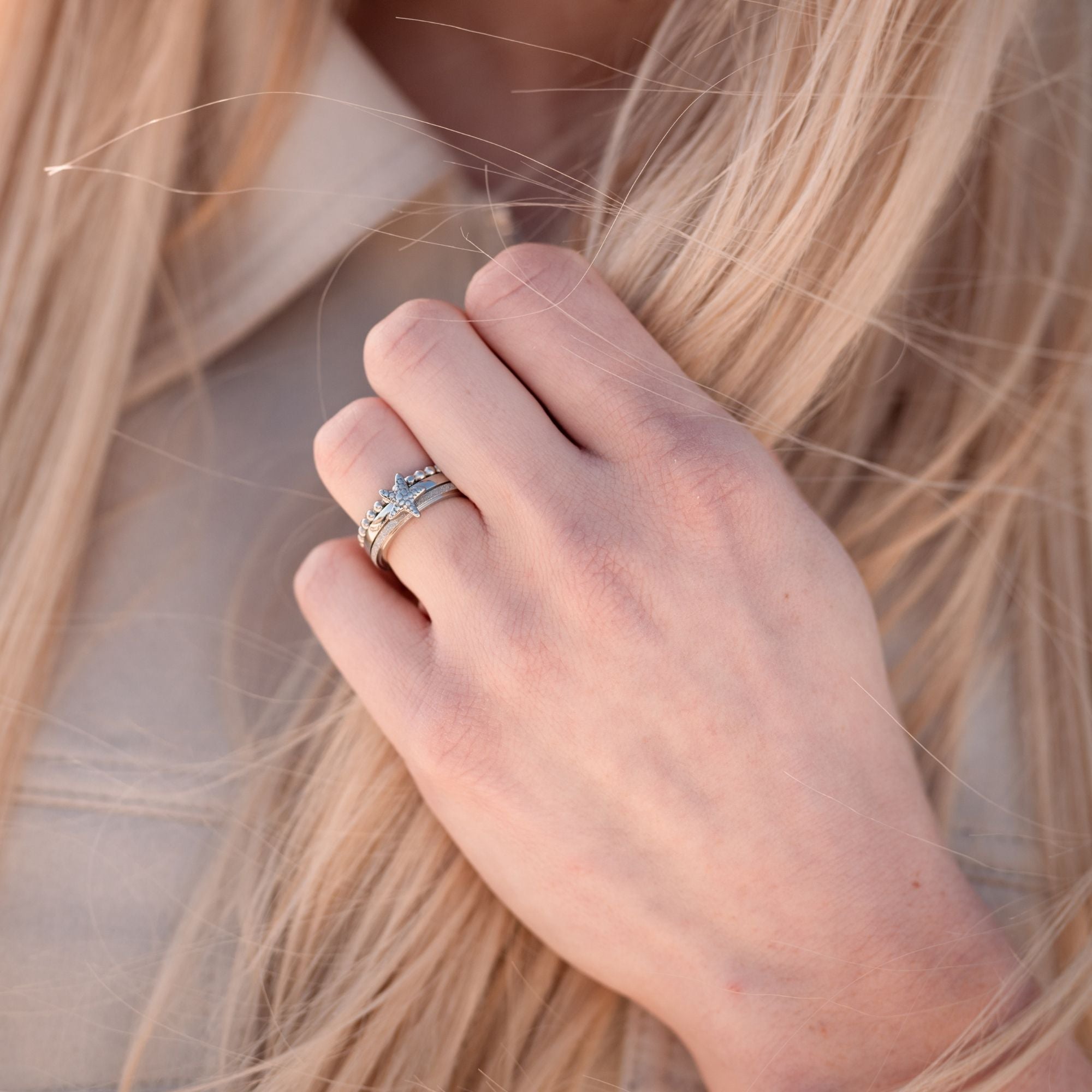 Ring sandgestrahlt 2mm aus Edelstahl (Stapelring)
