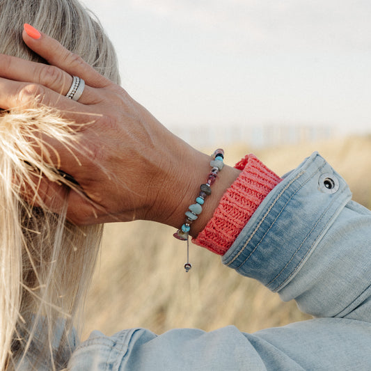 Armband Playa Sand aus Turquoise, Amazonite Jade, India Onyx & Cherry Quartz