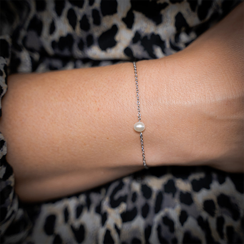 Armband aus Edelstahl mit Perle
